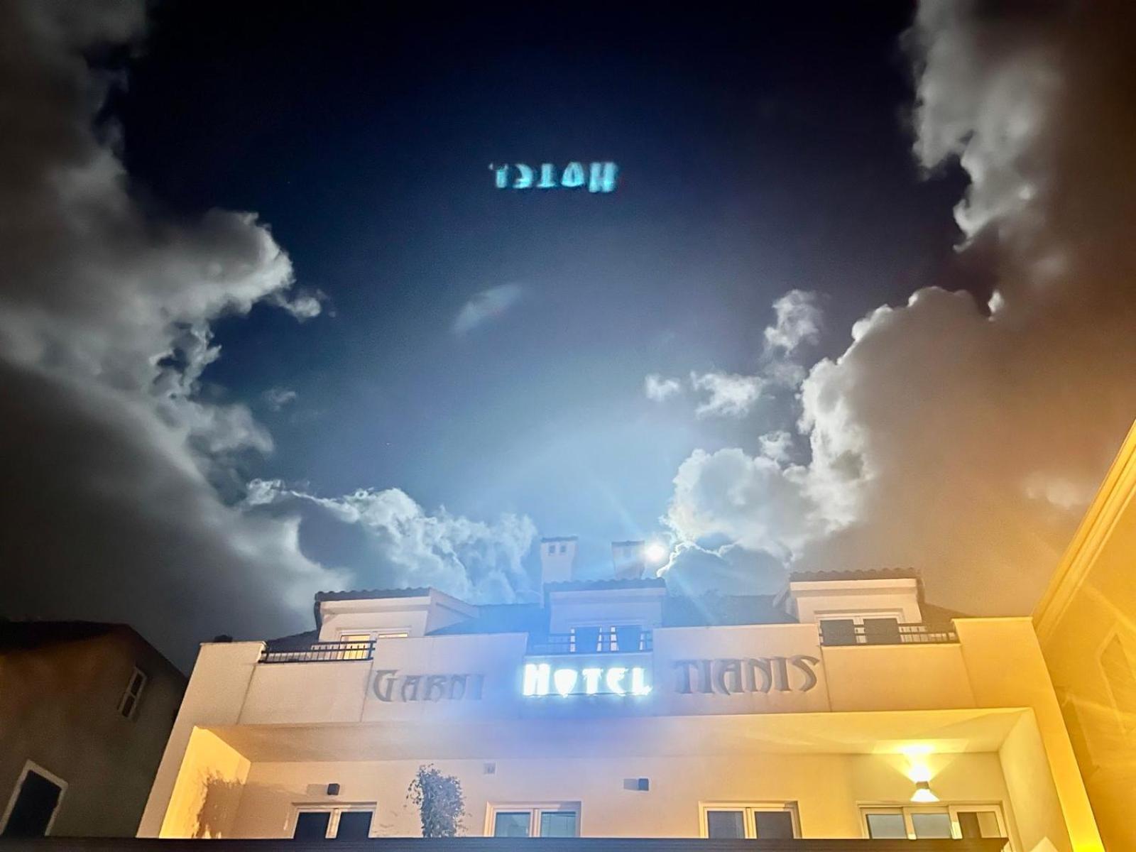 Garni Hotel Tianis โกตอร์ ภายนอก รูปภาพ