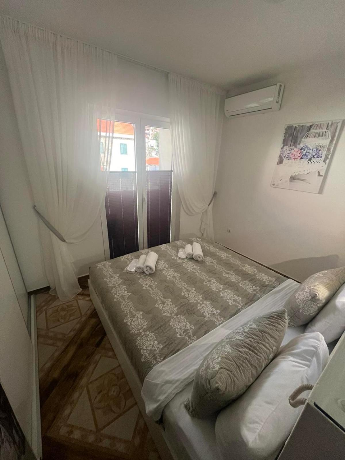 Garni Hotel Tianis โกตอร์ ภายนอก รูปภาพ