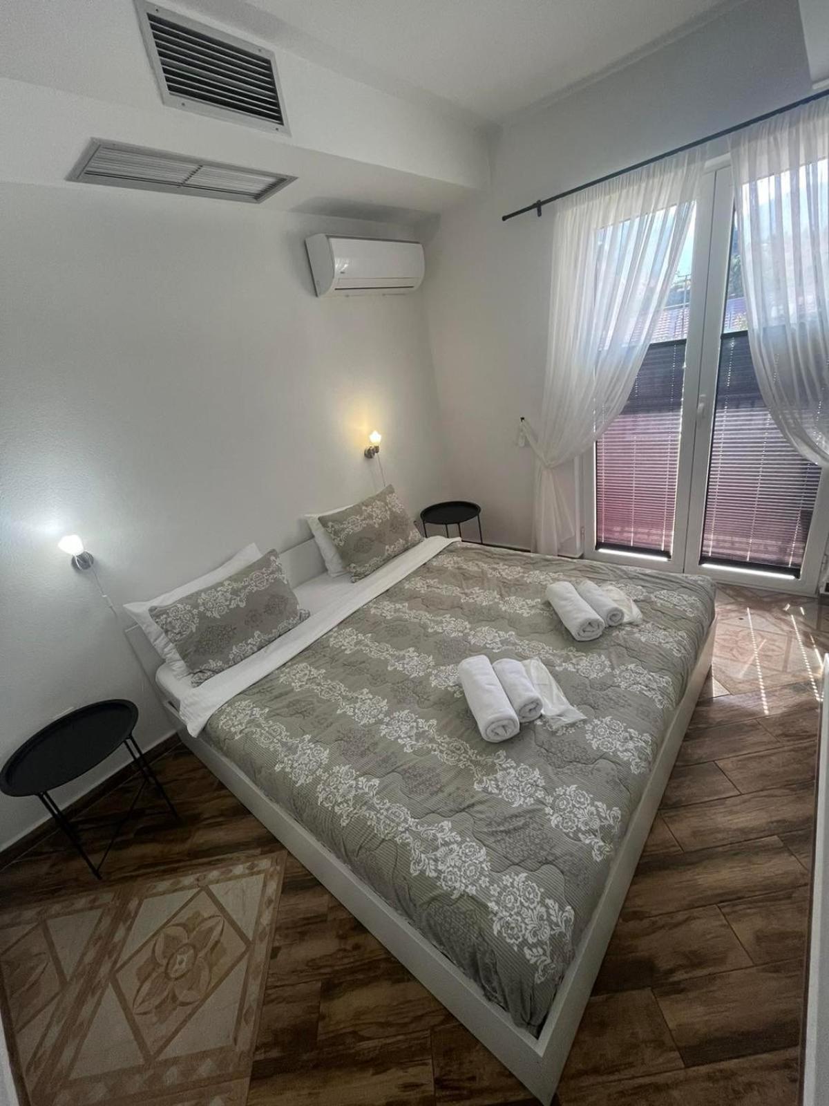 Garni Hotel Tianis โกตอร์ ภายนอก รูปภาพ